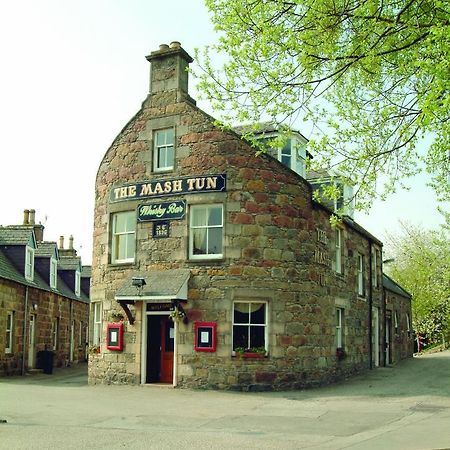 The Mash Tun Hotel Aberlour Exterior photo